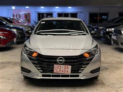 نيسان فيرسا